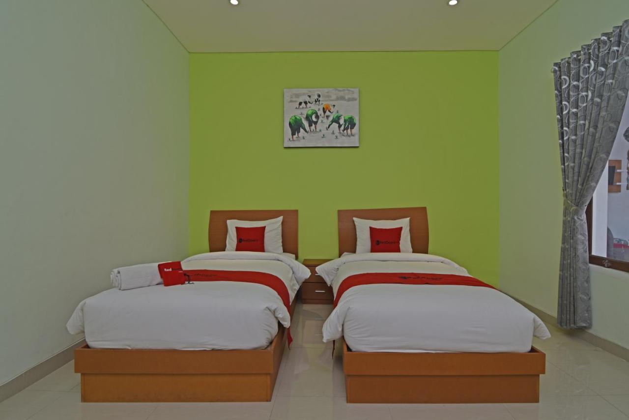 Reddoorz Plus @ Mahendradatta Denpasar المظهر الخارجي الصورة